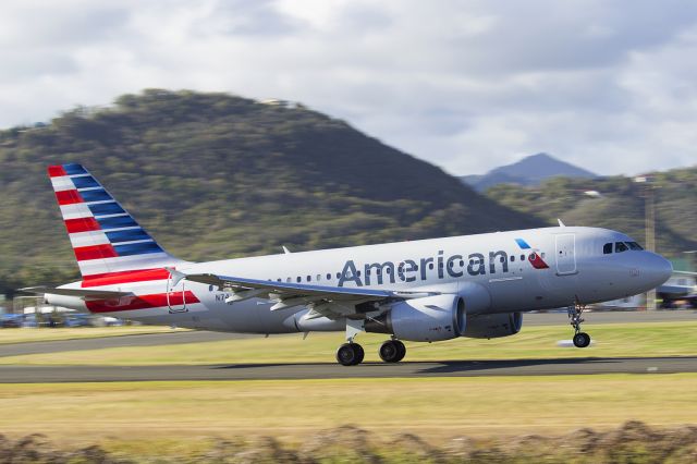 Airbus A319 (N741UW) - American Airlines A319 departure to Philadelphia