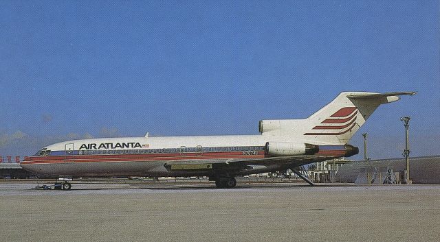 BOEING 727-200 (N7074U) - scanned from postcardbr /air atlanta