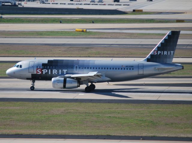 Airbus A319 (N530NK) - Arriving runway 8L - 4/6/13