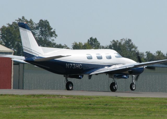 Swearingen SA-26 Merlin 2 (N73HC) - Nose about to touch on Rwy 14 at the Shreveport Downtown airport.