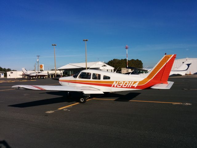 Piper Cherokee (N30114)