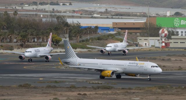 Airbus A321 (EC-MMH)