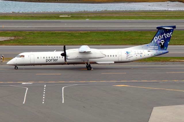 de Havilland Dash 8-400 (C-GLQB) - Porter Airlines special livery Ottawa 2017 celebrating Canada’s 150th birthday