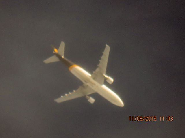 Airbus A300F4-600 (N137UP)