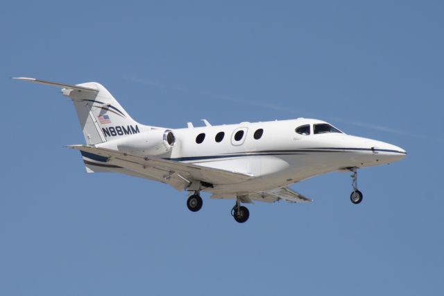 Beechcraft Premier 1 (N88MM) - Landing at John Wayne Airport, July 5 2018. 