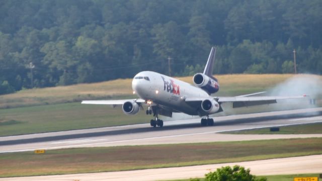 McDonnell Douglas DC-10 (N389FE) - N389FE substituting for the normal 763 for FDX785 on the KMEM-KRDU route on June 8, 2018.