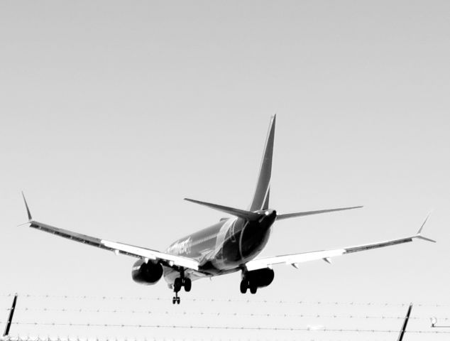 Boeing 737 MAX 8 (N8800L) - SWA1798br /DEN-TULbr /10/13/22