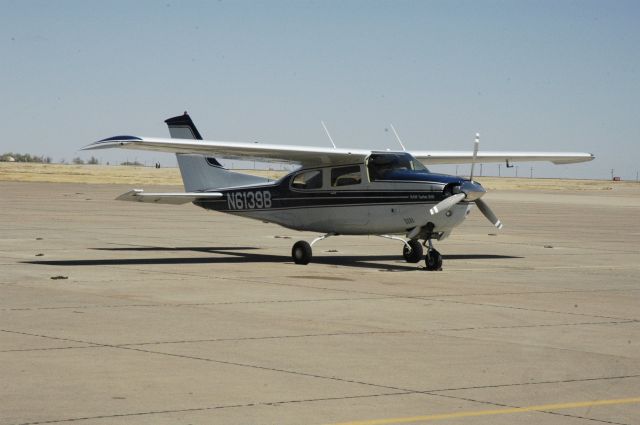 Cessna T210 Turbo Centurion (N6139B)