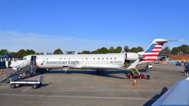 Canadair Regional Jet CRJ-700 (N616QX) - American Eagle Bombardier CRJ-701ER N616QX in Charlotte