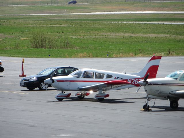 Piper Cherokee (N2674T)