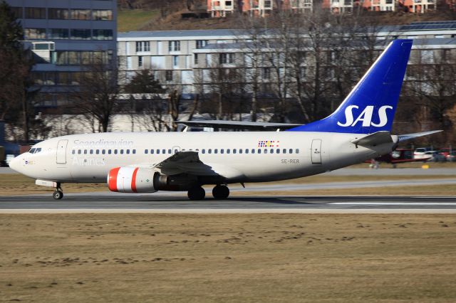 Boeing 737-700 (SE-RER)