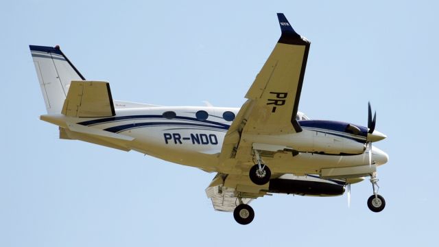 Beechcraft King Air 90 (PR-NDO)