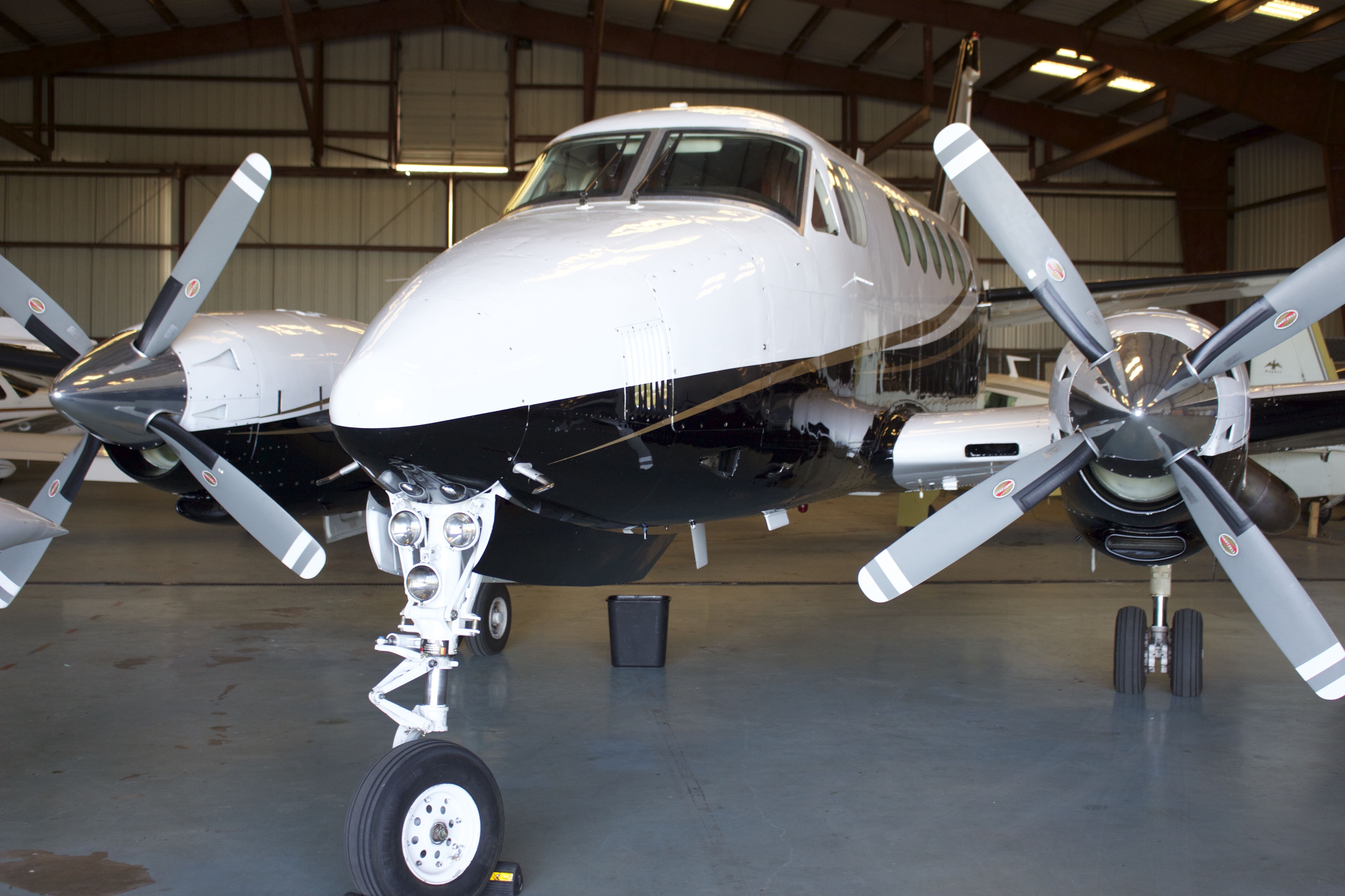 Beechcraft King Air 100 (N770D)