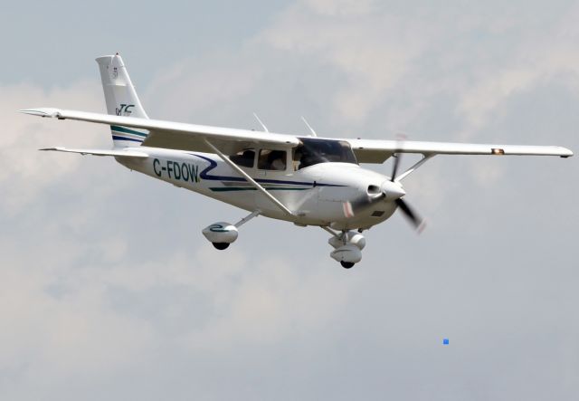 Cessna Skylane (C-FDOW) - Aircraft now registered at C-GERD.