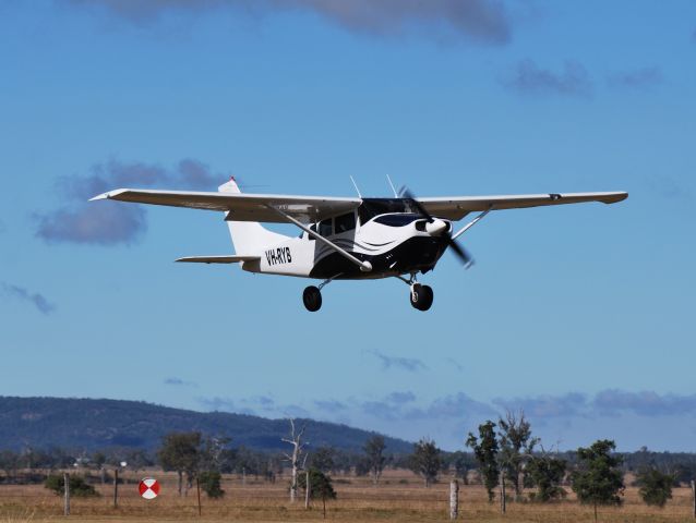 Cessna Centurion (VH-RYB)