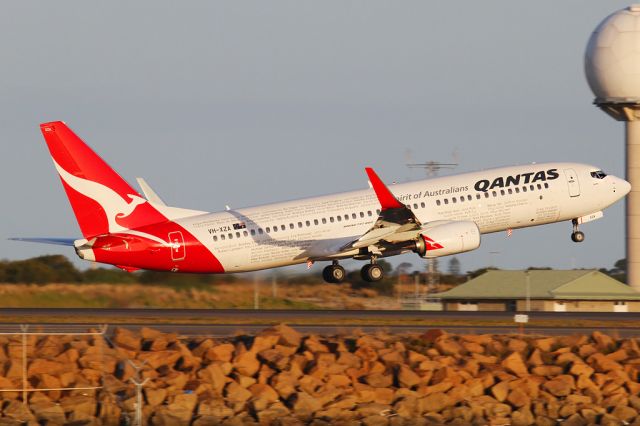 Boeing 737-800 (VH-XZA)