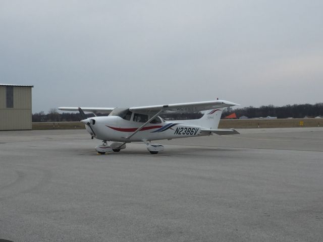 Cessna Cutlass RG (N2386V)