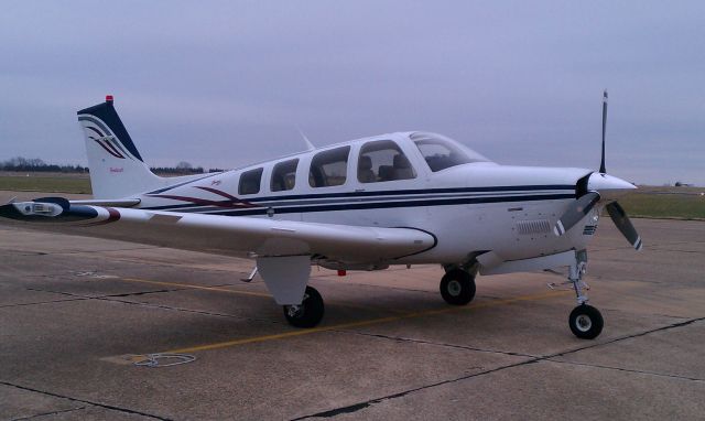 Beechcraft Bonanza (36) (N13TD)