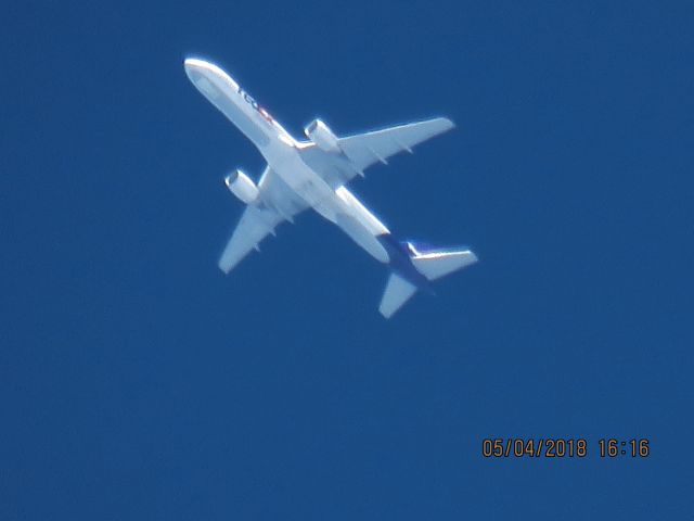 Boeing 757-200 (N772FD)