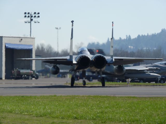 McDonnell Douglas F-15 Eagle (N78479) - The noisy end pointed right at us. Yes, it was loud.