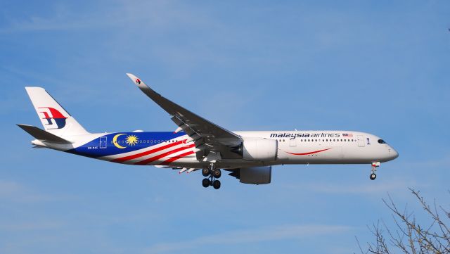 Airbus A350-900 (9M-MAC) - Taken from the threshold of 29L