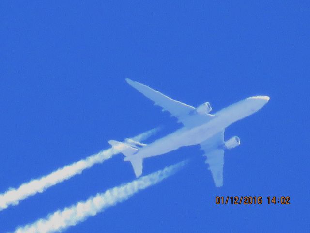 Airbus A330-200 (F-GZCM)