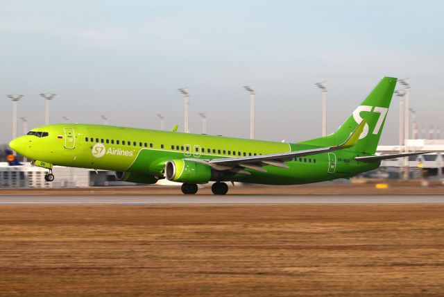 Boeing 737-800 (VP-BDH)