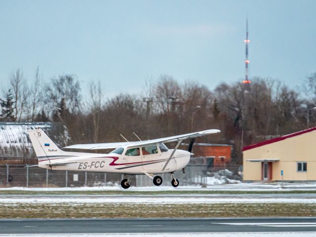 ES-FCC — - Cessna 172M Skyhawk 20/12/2021
