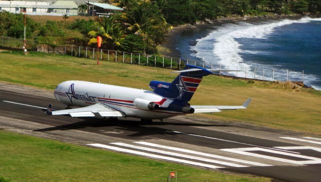 Boeing 727-100 (N199AJ)