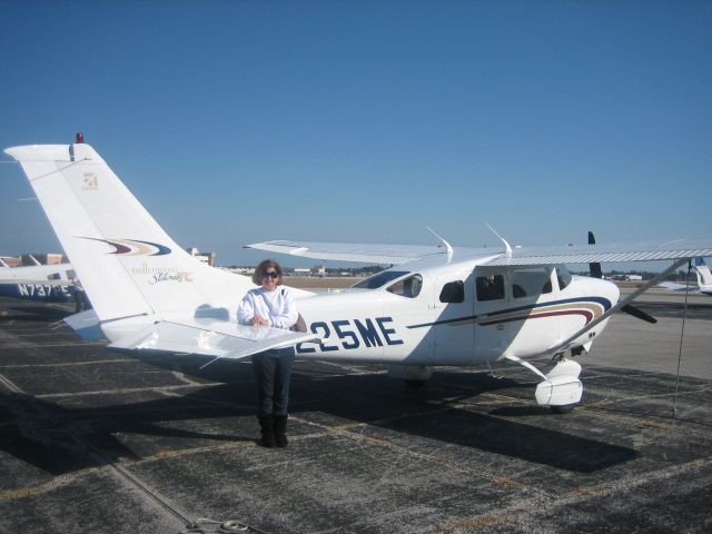 Cessna 206 Stationair (N225ME)