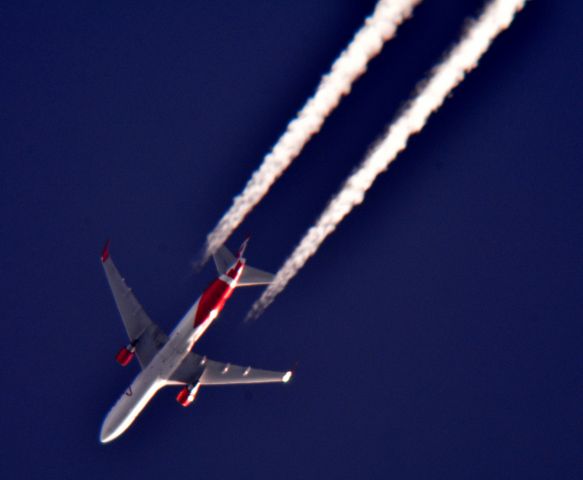 BOEING 767-300 (C-FMWP) - Air Canada Rouge 1626 Toronto, Canada to Fort Lauderdale, FL over Cleveland  38,000 ft. 04.24.17.