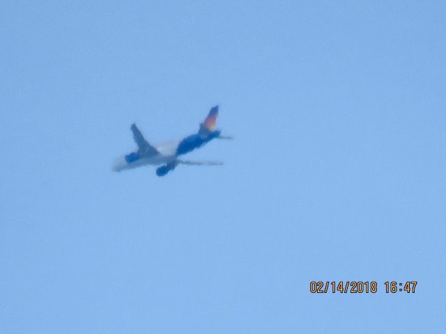 Airbus A319 (N311NV)