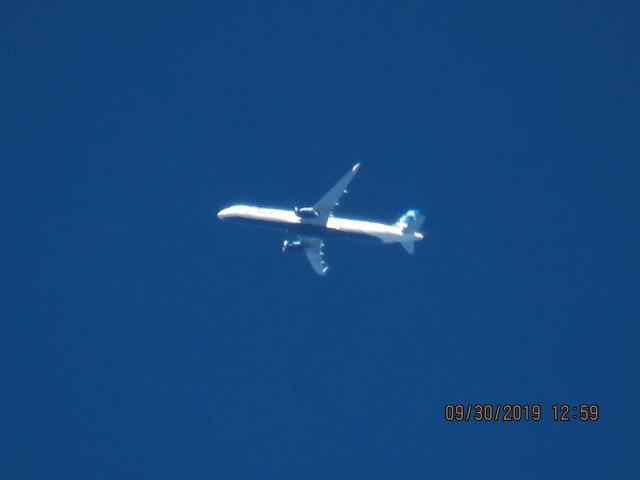 Airbus A321 (N980JT)