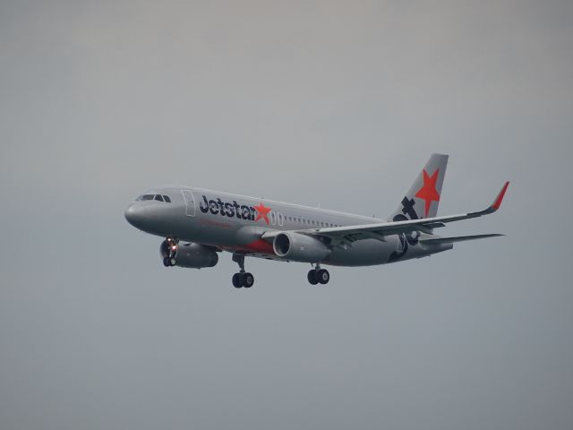Airbus A320 (9V-JSV)