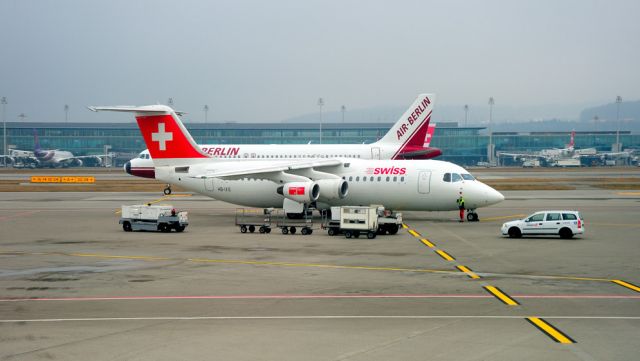 Avro RJ-100 Avroliner (HB-IXS) - 2011 - One of the last Jumbolinos"....