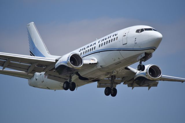 Boeing 737-500 (N708S) - 9/11/2021: Sierra Pacific Boeing 737-528 arriving on a charter flight into Hobby Airport from Tucson. 