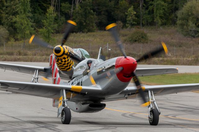 North American P-51 Mustang (N51MX) - 2x P51s Mad Max and Little Witch at Aero Gatineau-Ottawa 2022