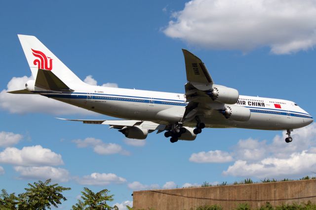 BOEING 747-8 (B-2480)