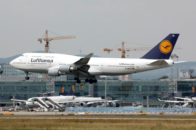 Boeing 747-400 (D-ABTE)