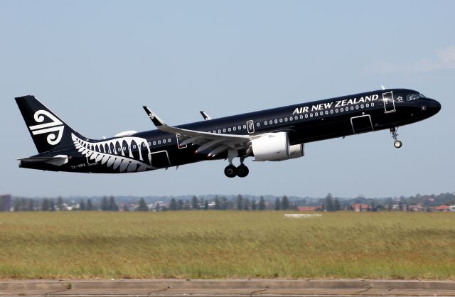 Airbus A321neo (ZK-NNA) - Lifting Off from Rwy 34R