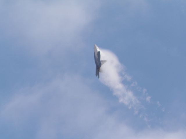 Lockheed F-22 Raptor — - Offutt Airshow 2014