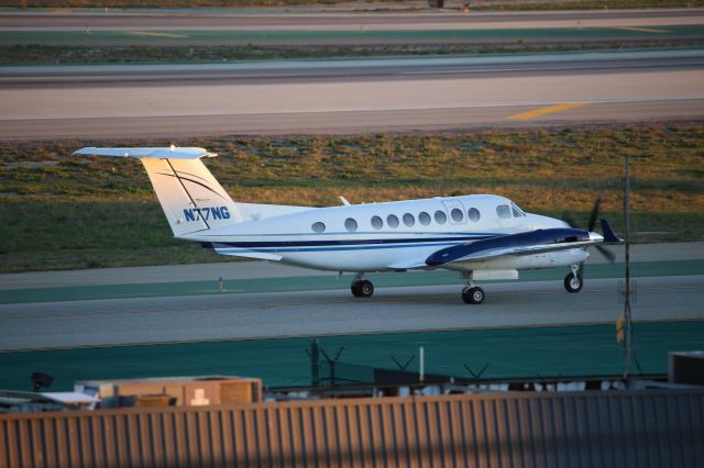 Beechcraft Super King Air 350 (N77NG)