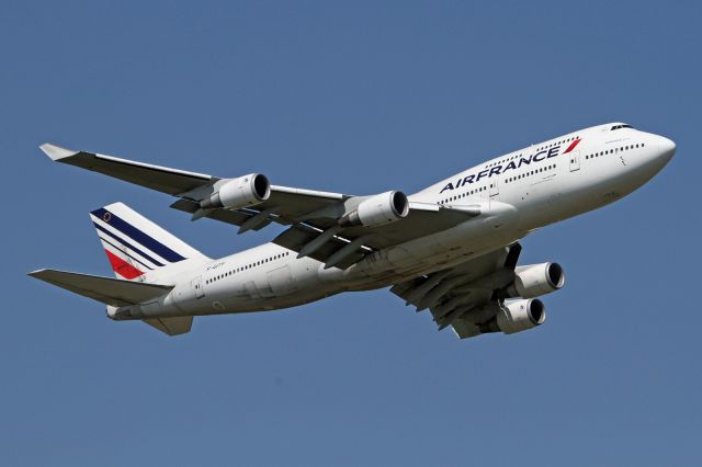 Boeing 747-200 (F-GITF)