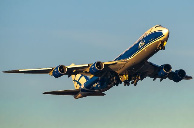 BOEING 747-8 (VP-BBY)