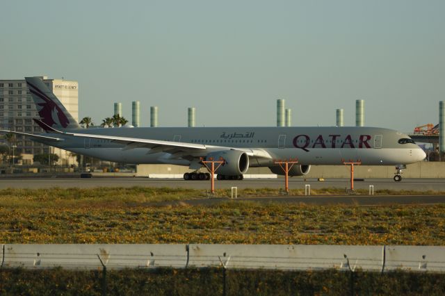 Airbus A350-900 (A7-ANO)