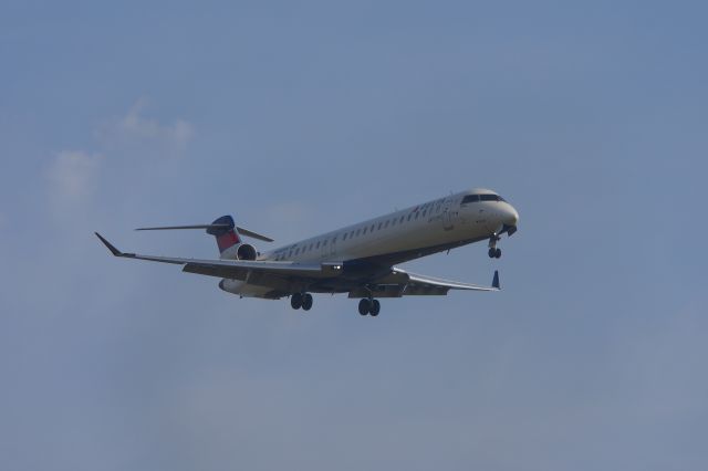 Canadair Regional Jet CRJ-200 (N480PX)