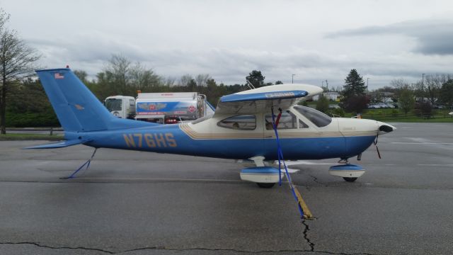 Cessna Cardinal (N76HS) - All tied down @ Brandywine