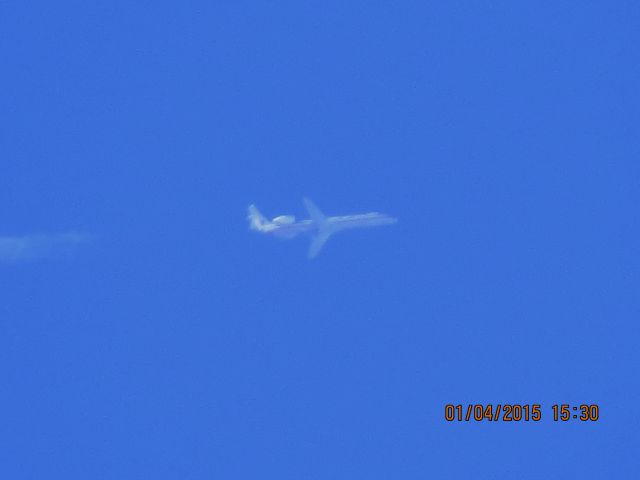 Embraer ERJ-145 —