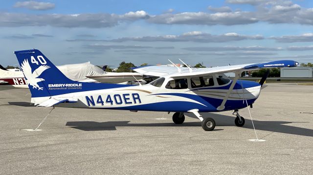 Cessna Skyhawk (N440ER)