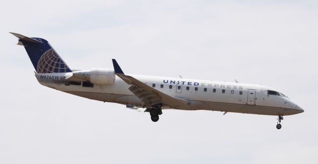 Canadair Regional Jet CRJ-200 (N9763W)